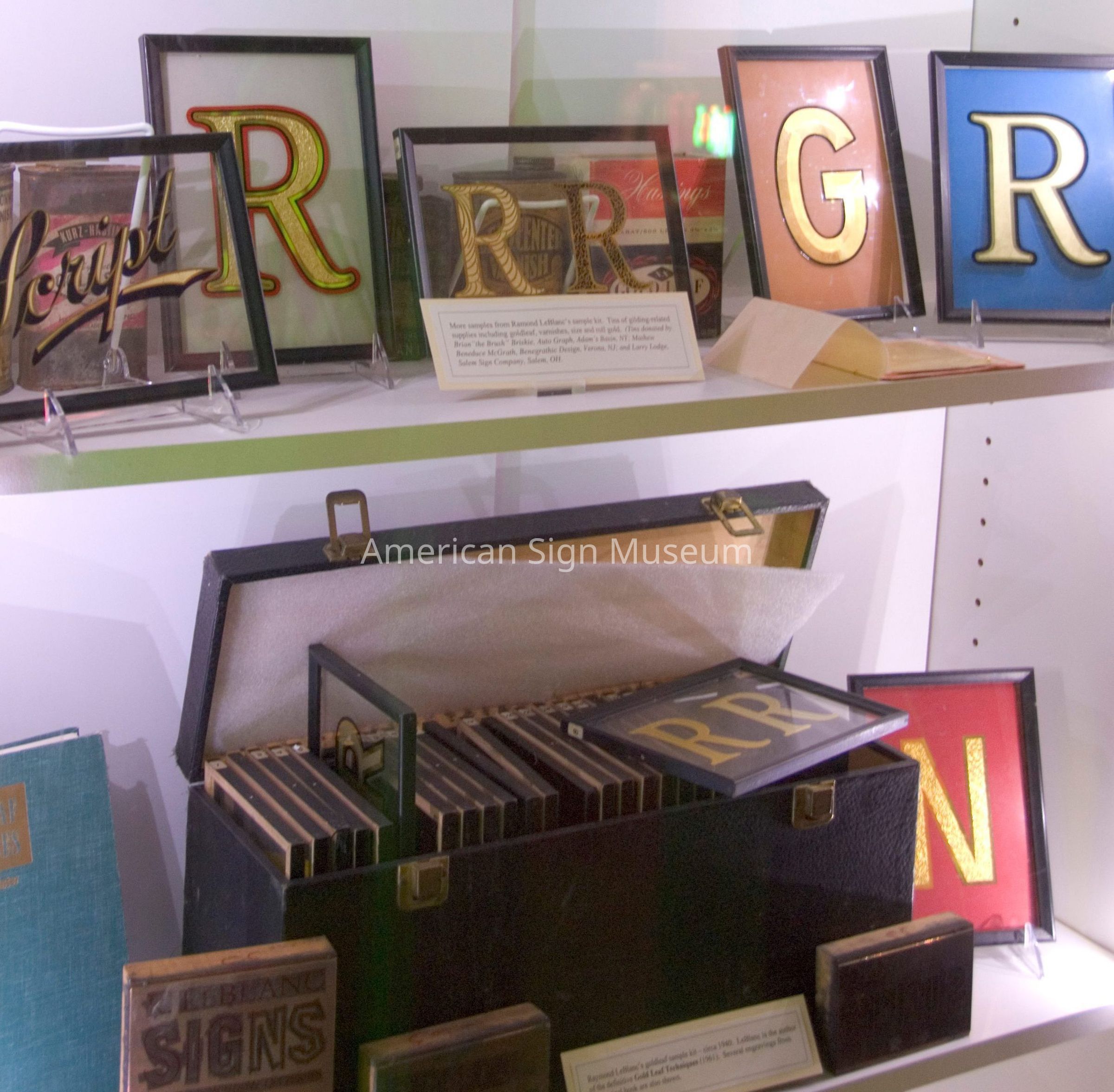 Raymond LeBlanc Goldleaf Sample Sales Kit picture number 1