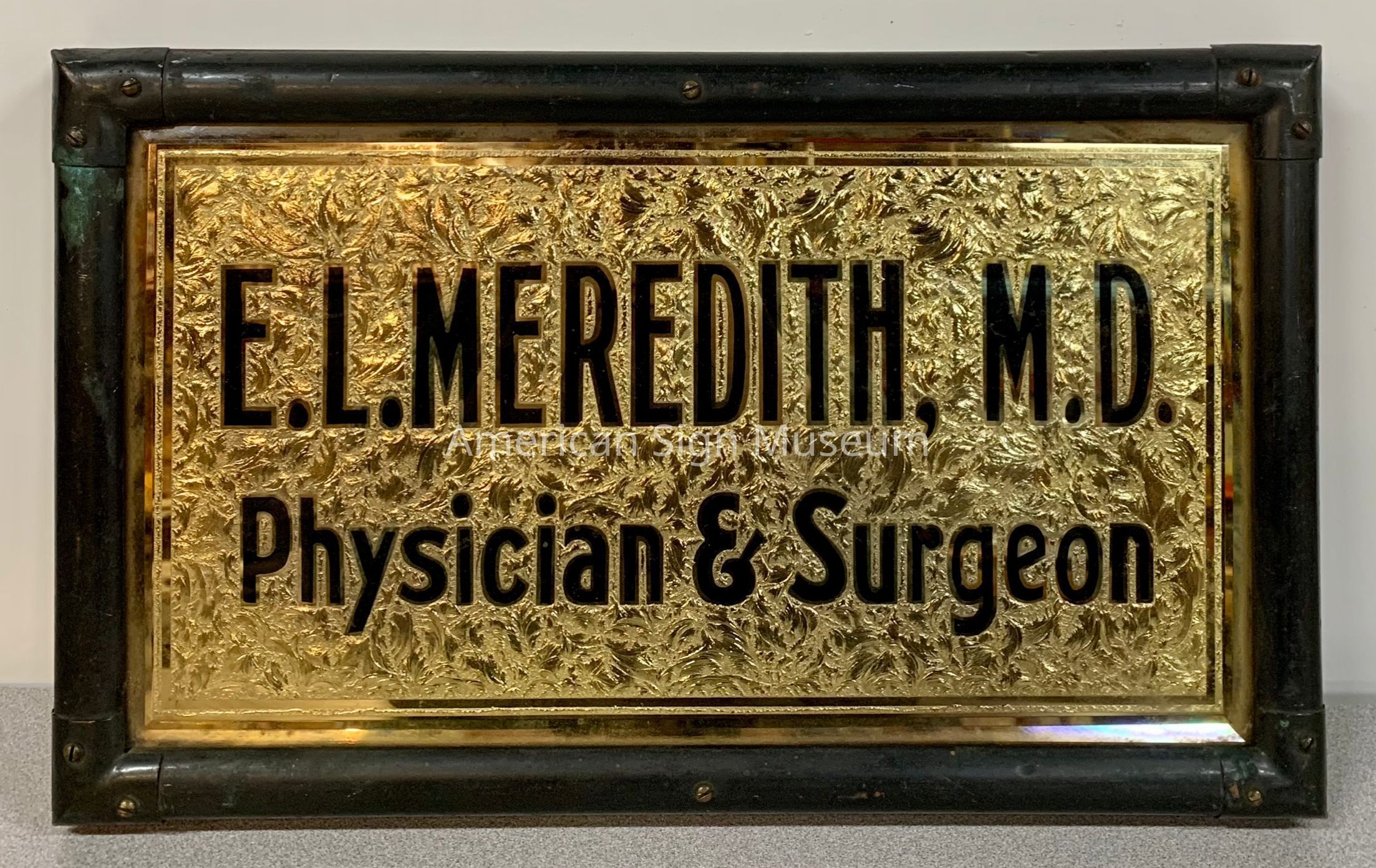 E.L. Meredith Goldleaf Chipped Glass & Goldleaf Sign picture number 1