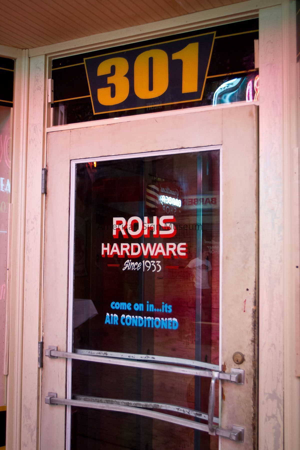 Rohs Hardware Storefront Door picture number 1