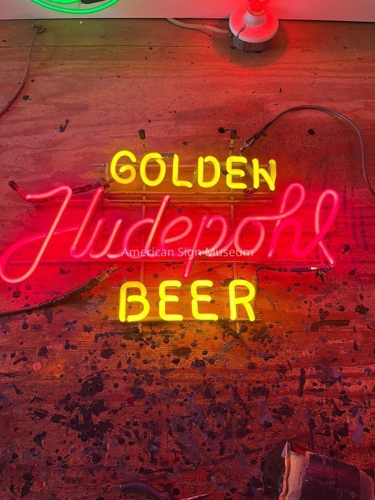 Hudepohl Neon Sign picture number 1