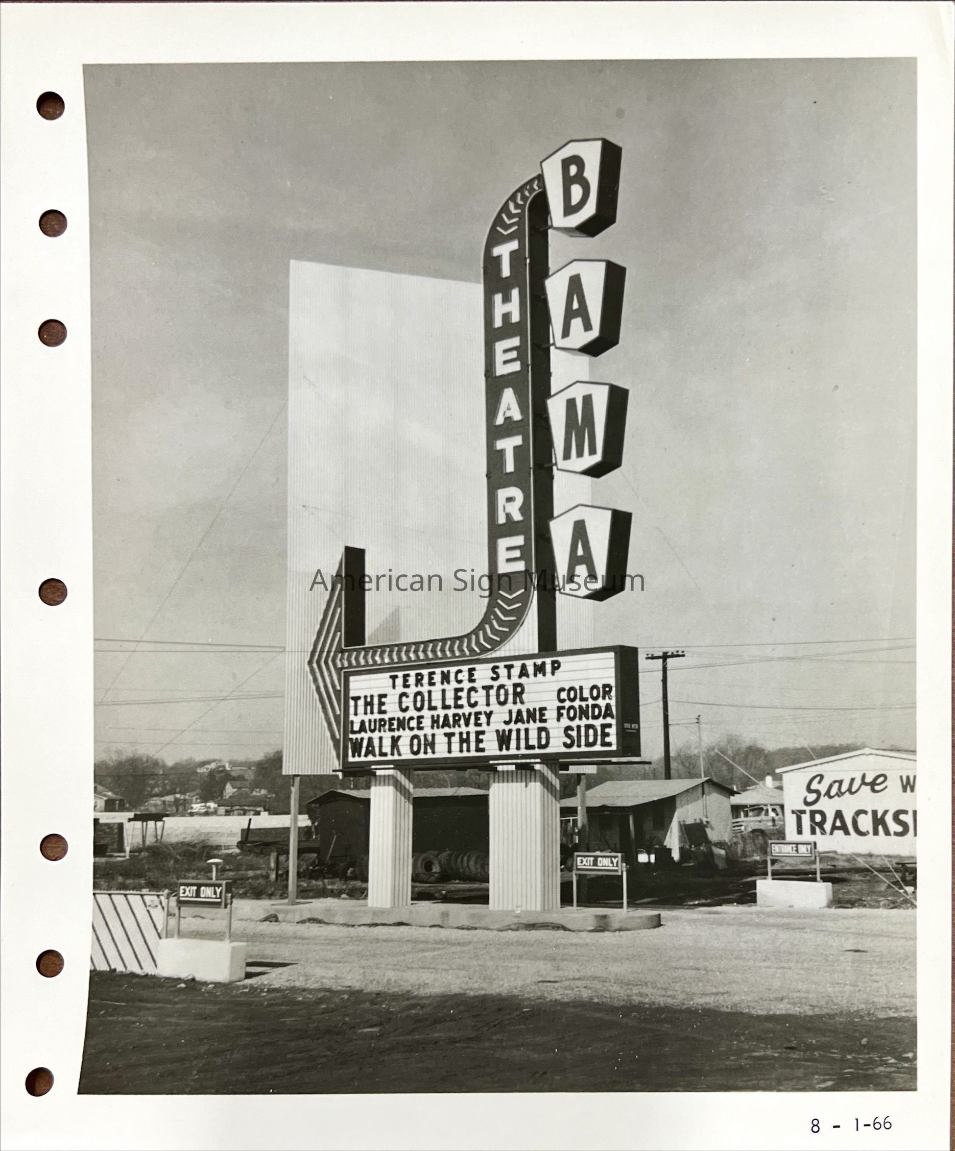 Bama Theatre Neon Marquee - Photograph picture number 1