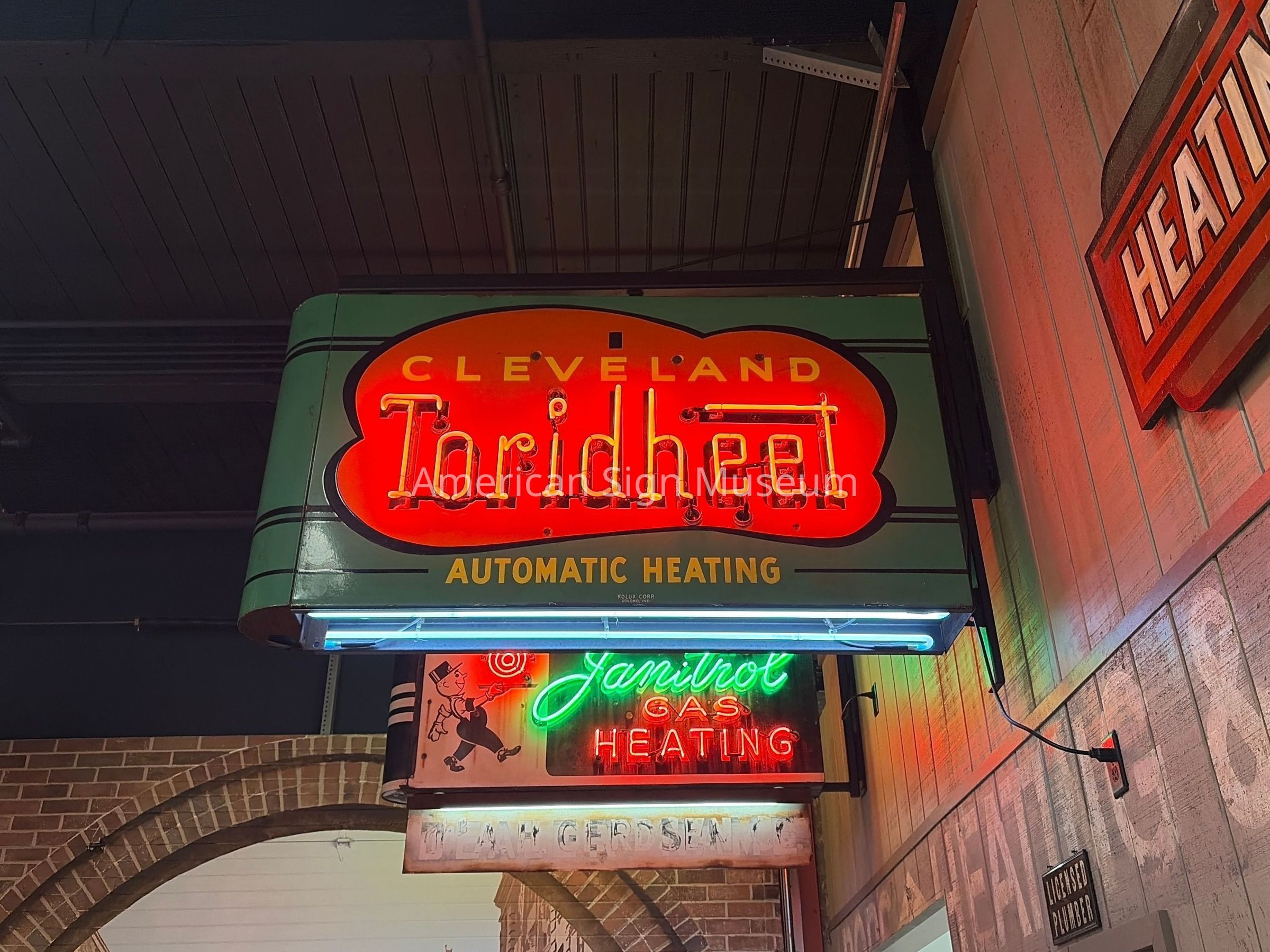 Torridheet Neon Sign picture number 1