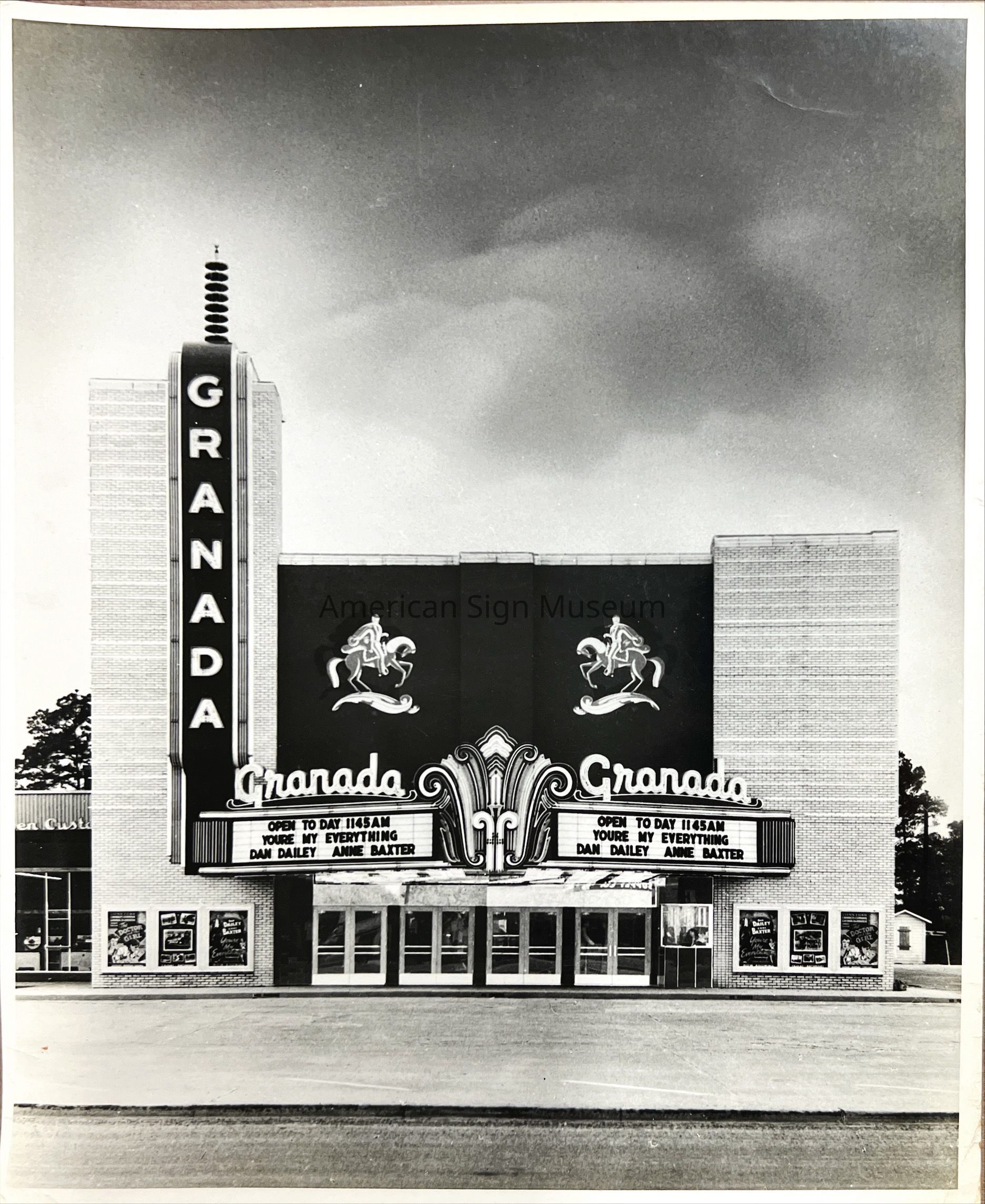 Granada Theatre Neon Marquee - Photograph picture number 1