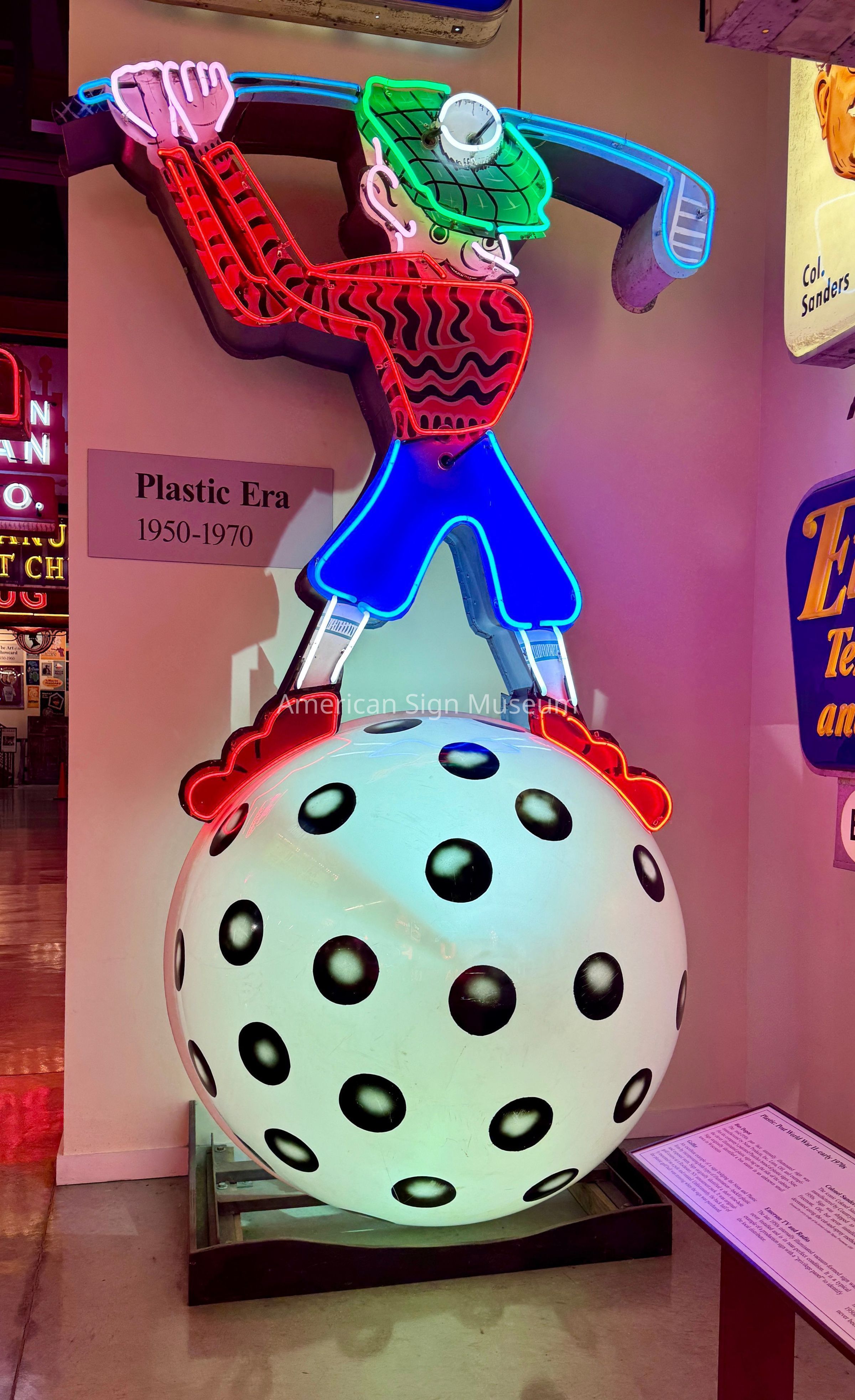 Golfer on Golf Ball Neon & Plastic Sign picture number 1