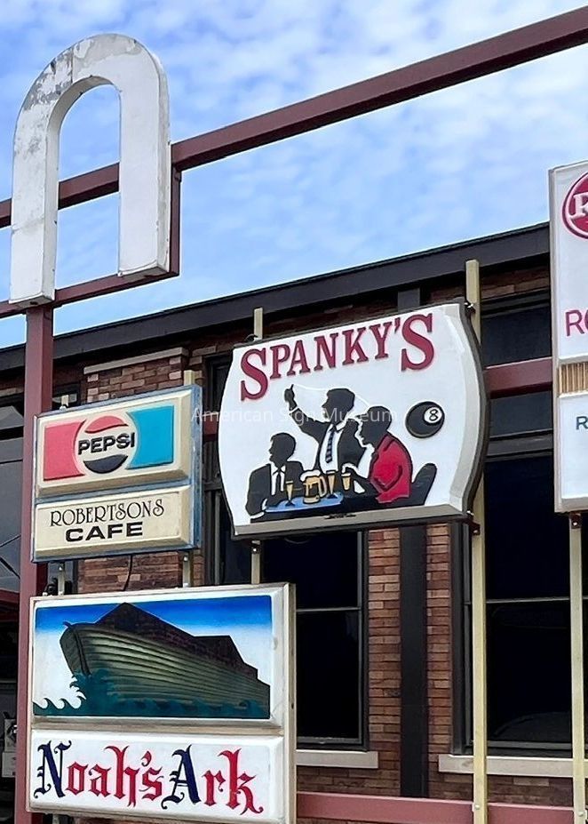 Spanky's Billiards Sign picture number 1