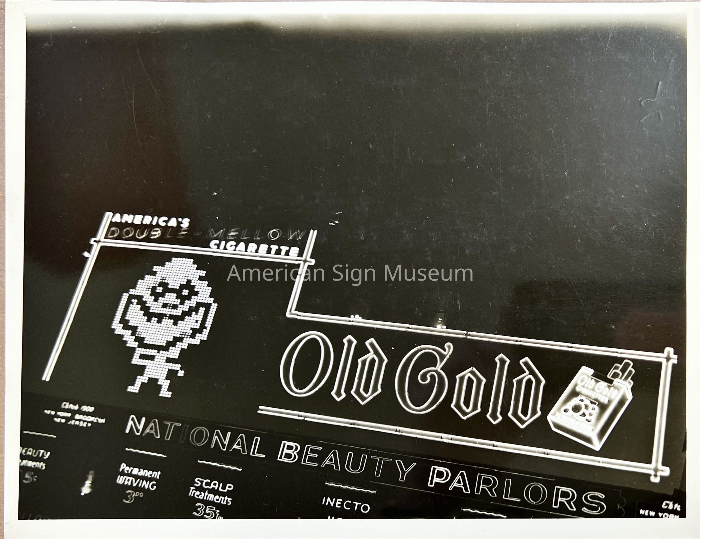 Old Gold Cigarettes Epok Sign - Photograph picture number 1