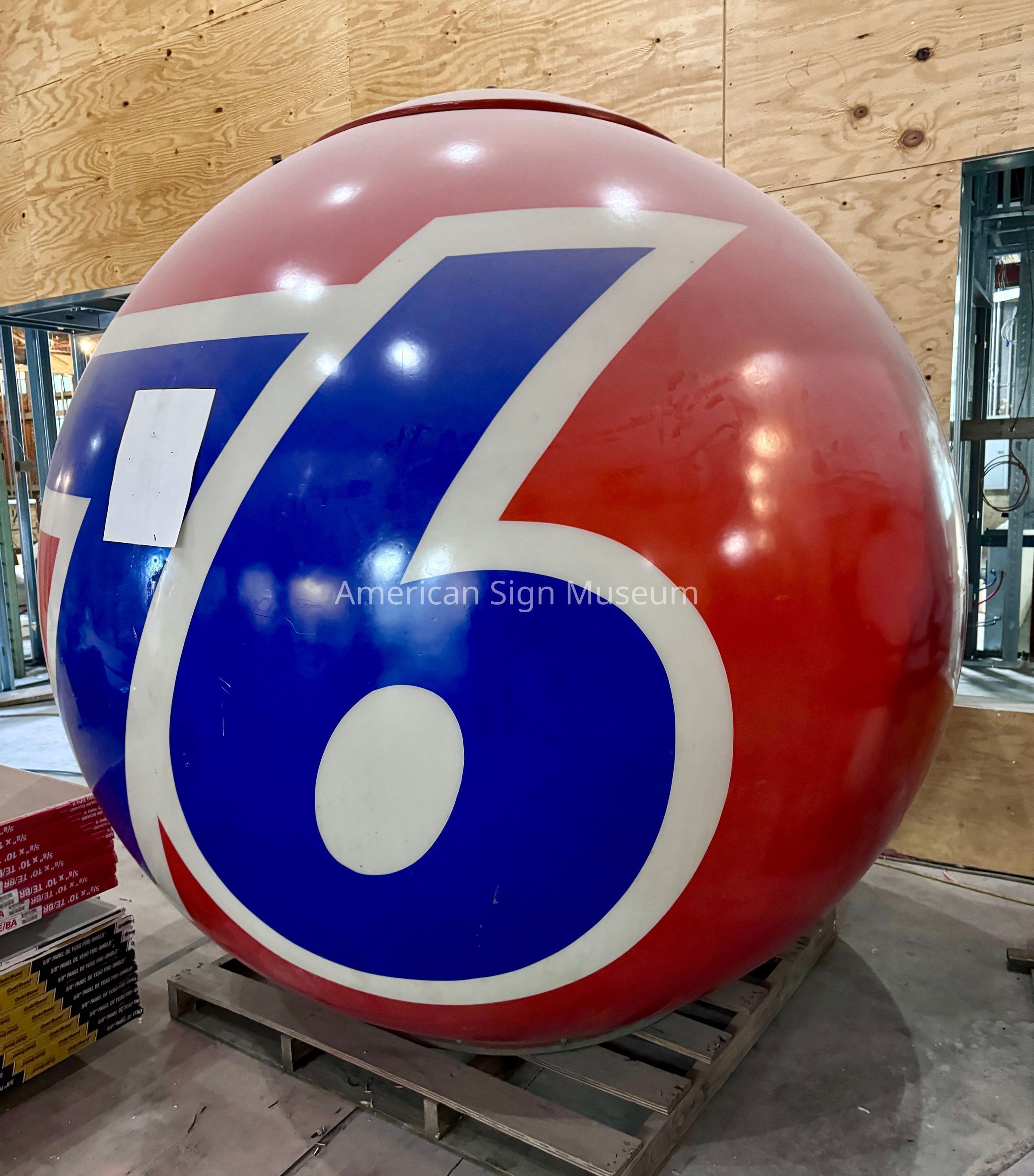 76 Ball Sign picture number 1