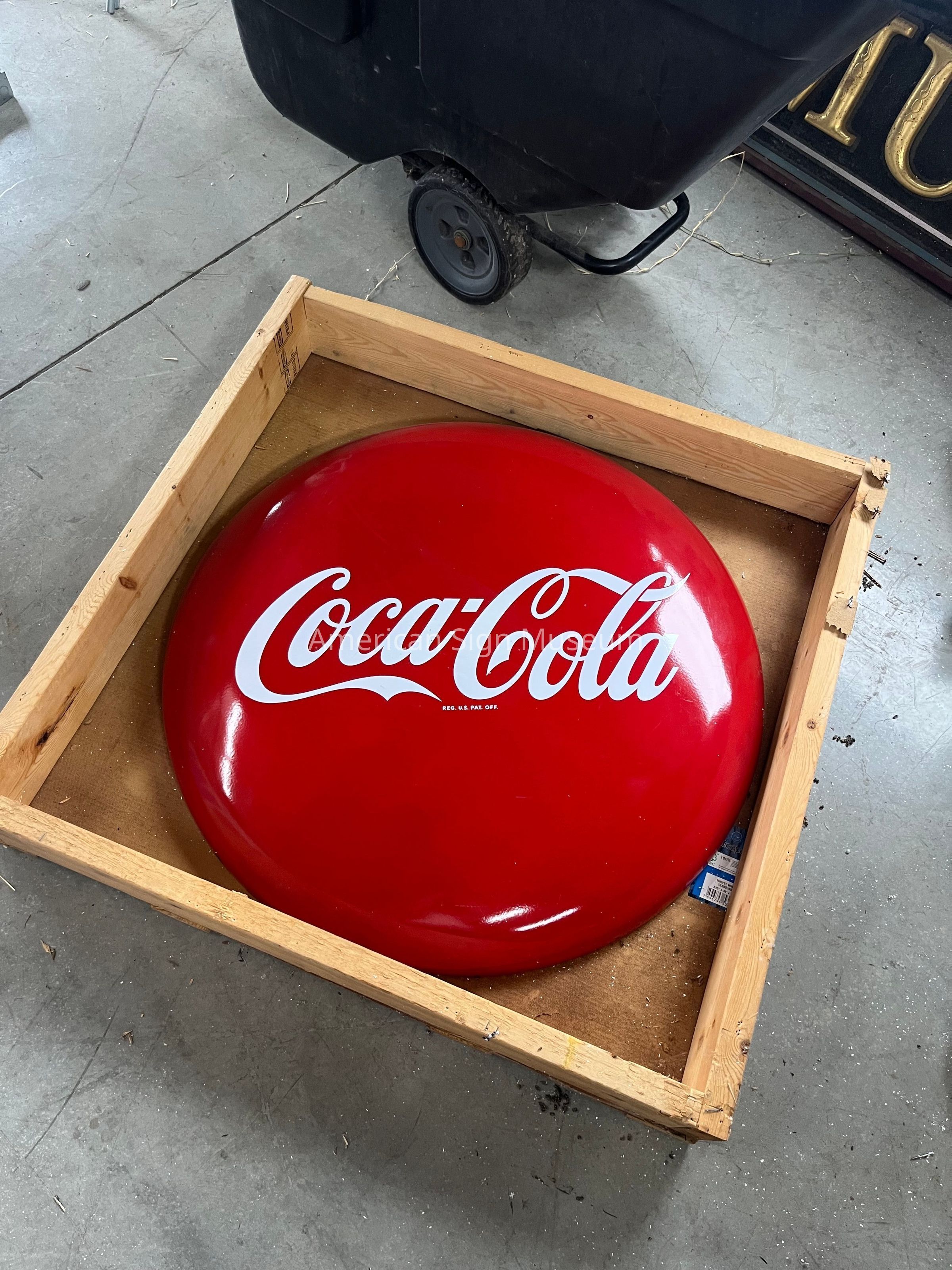 Porcelain Enamel Drink Coca Cola Button Sign picture number 1