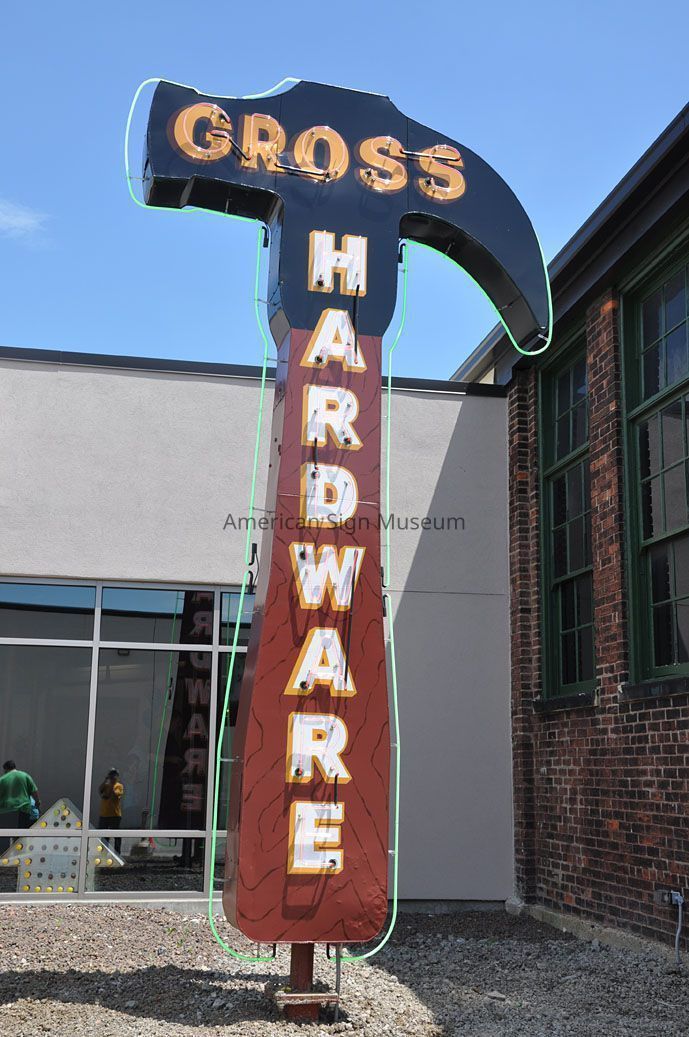 Gross Hardware Hammer Neon Sign picture number 1
