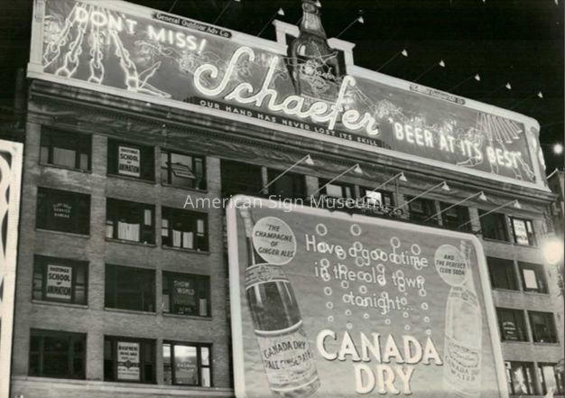 Schaefer Beer & Canada Dry Signs - Photograph picture number 1