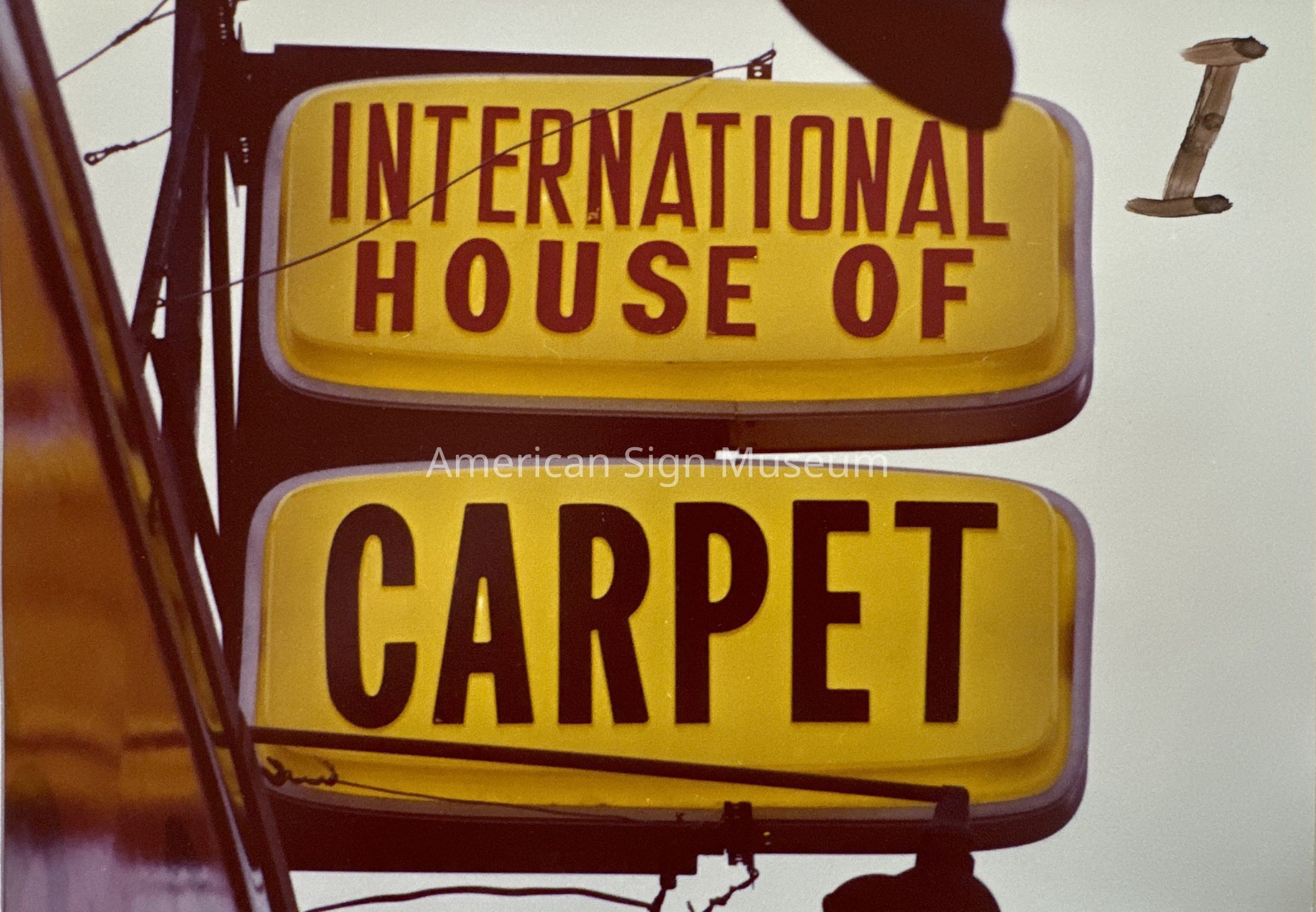 International House of Carpet Plastic Sign picture number 1