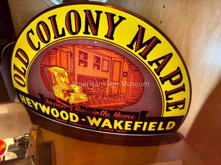 Heywood-Wakefield Gilco Glass Sign picture number 1