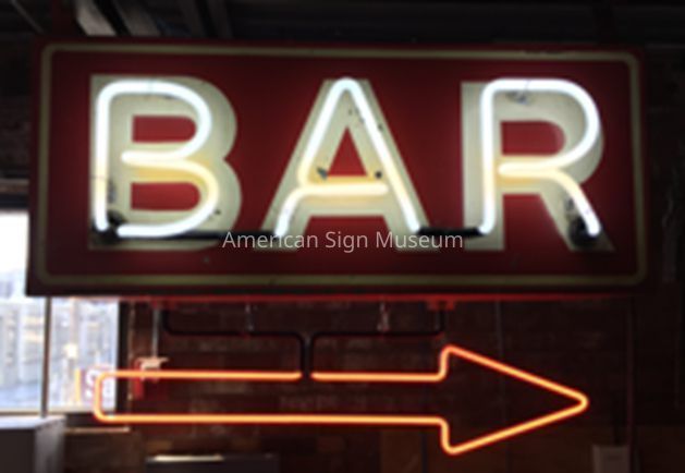 Bar Neon Sign with Flashing Arrow picture number 1