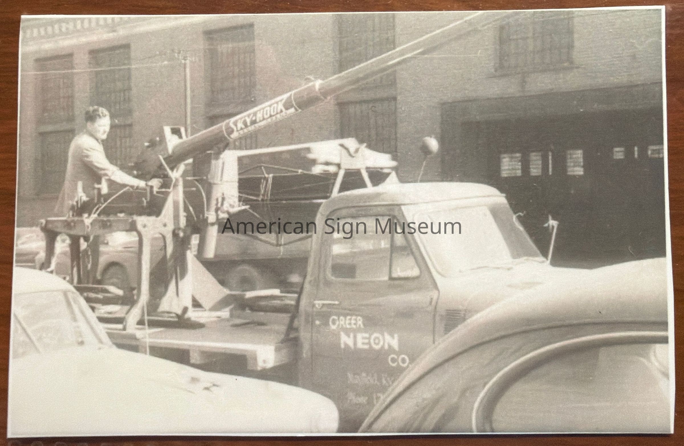 First Crane Truck of Greer Neon Co. Photograph picture number 1