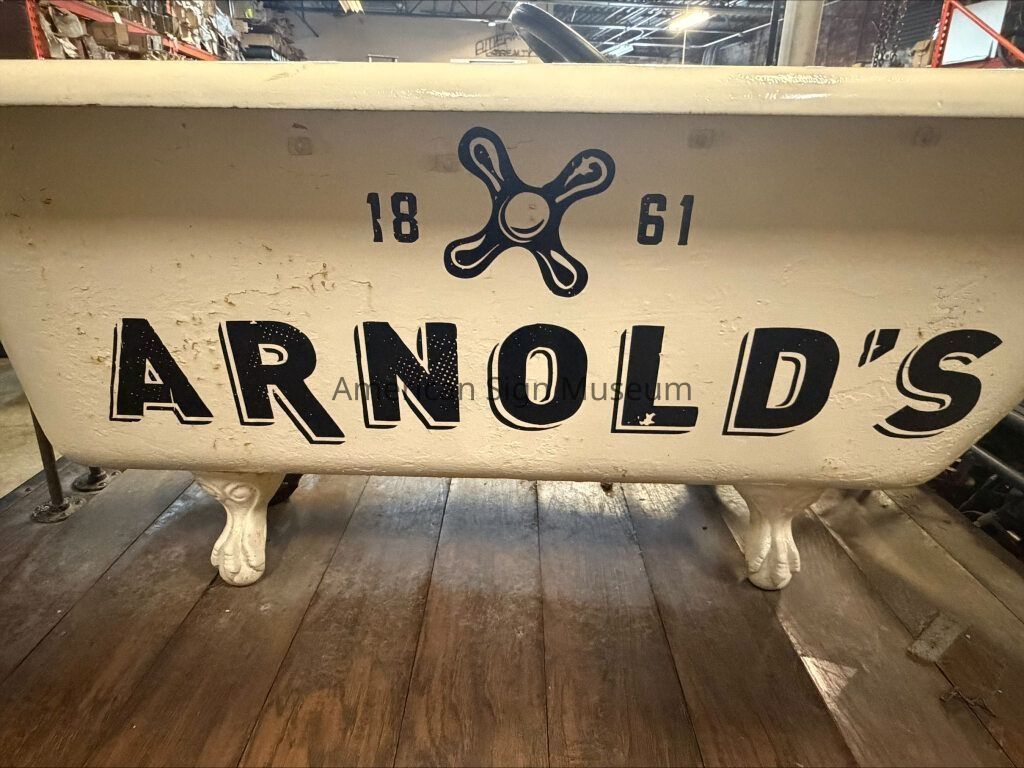 Image of Arnold's Bathtub