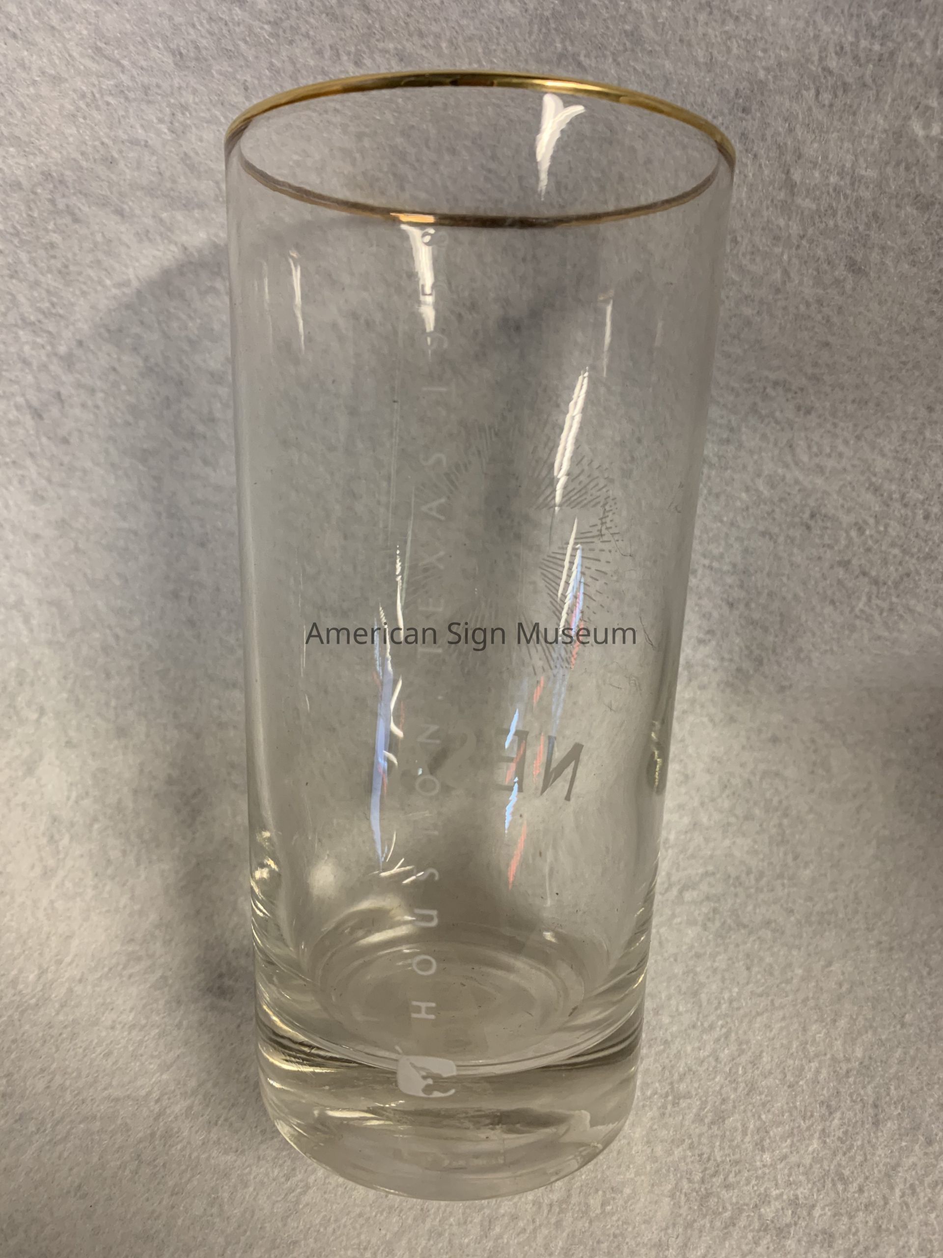 NESA Sign Show Souvenir Glass picture number 1