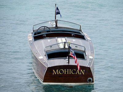 The Dodge Special 25A is an oversized boat in every dimension. It is a full 6