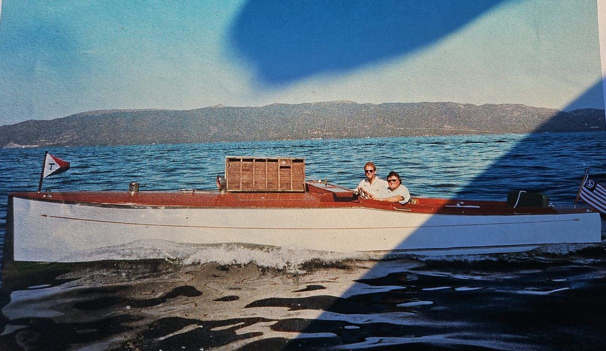 Fay & Bowen 1917 Golden Arrow Launch 30' picture number 1