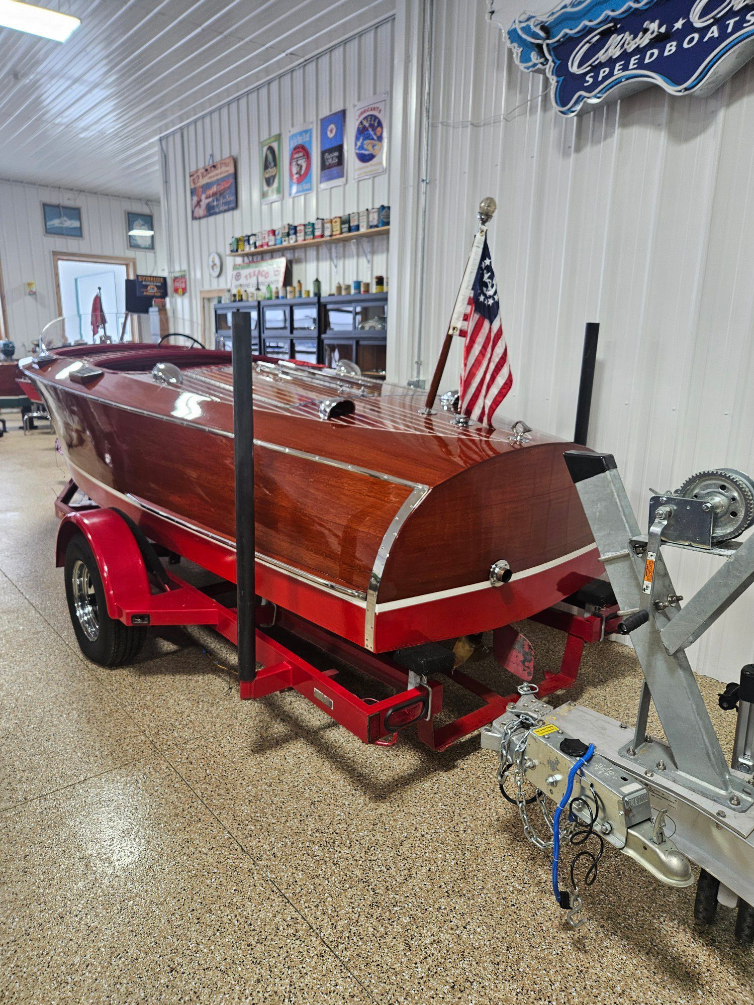 Century 1942 Sea Maid (Barrel Back) 17' picture number 1