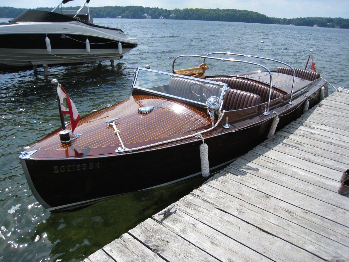 Ditchburn 1930 Triple Cockpit Runabout 24' picture number 1