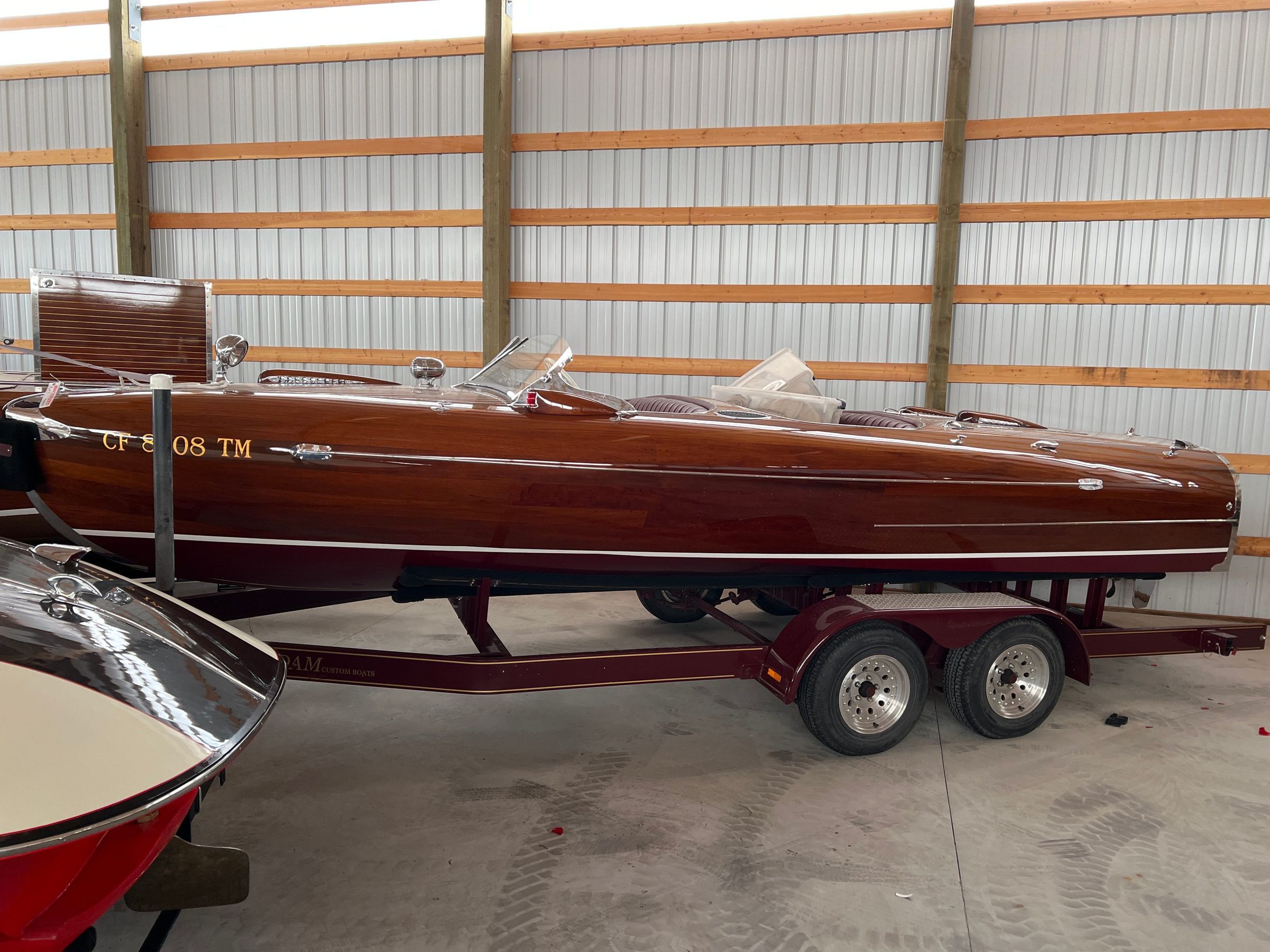 Greavette 1947 Streamliner Runabout 22' picture number 1