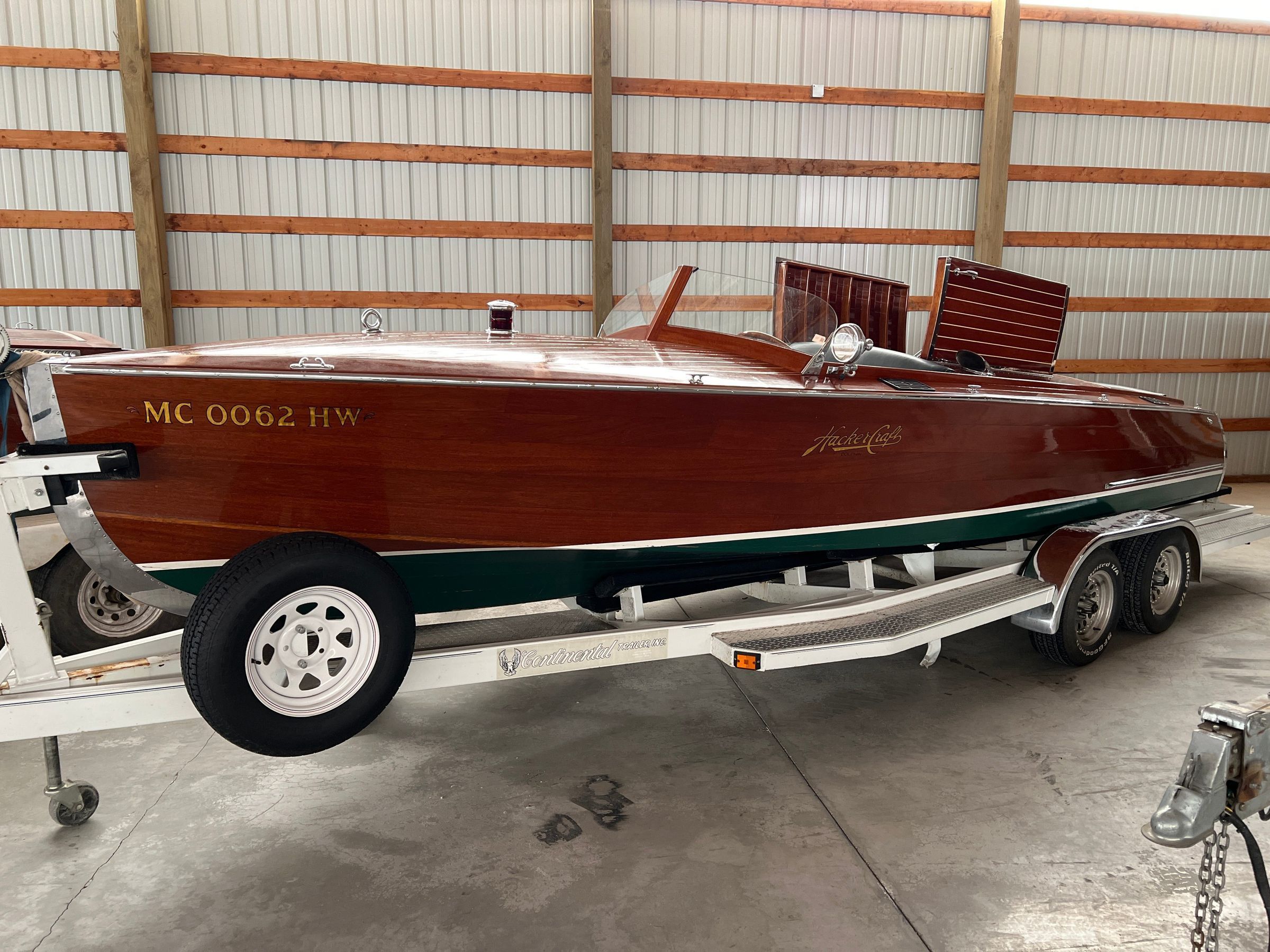 Hacker Craft 1927 Runabout 24' Baby Dolphin picture number 1