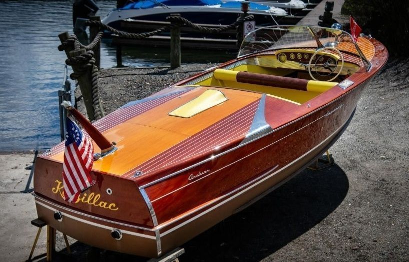 Century 1958 Arabian 19' picture number 1