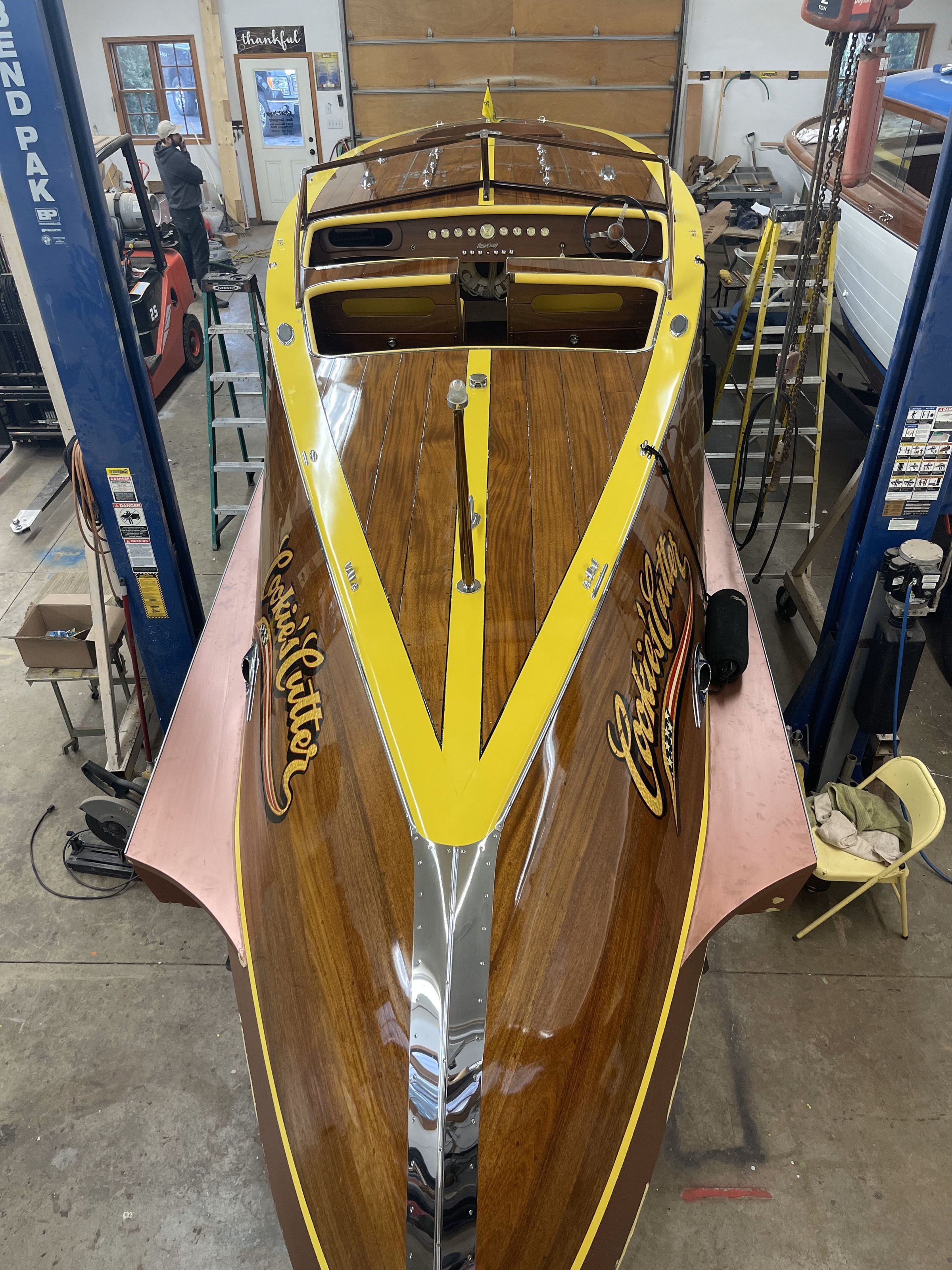 Syd Young's last torpedo.....although he wasn't able to brand it a Stan Craft, for the sake of continuity i have included it within the category of three generations of Young Family boats.