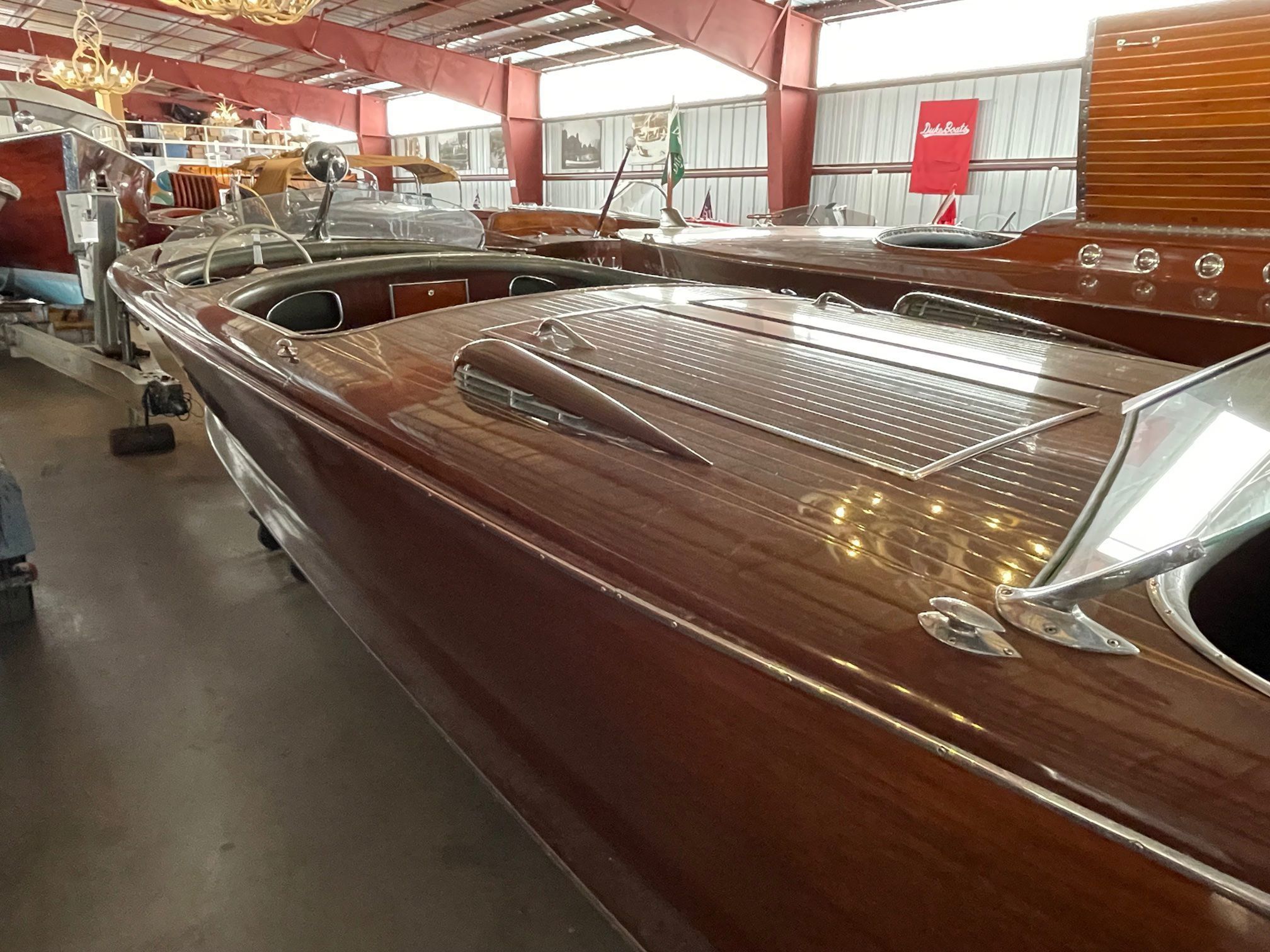 Minett Shields 1936 Triple Cockpit Runabout 27' picture number 1