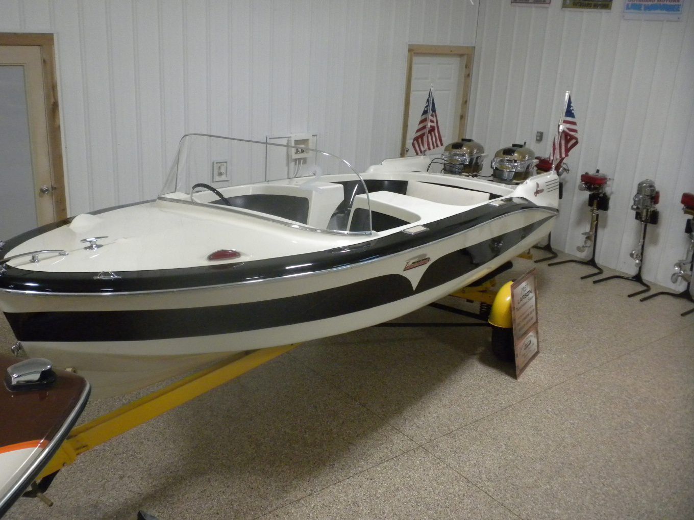Larson 1958 Thunderhawk w/ Twin Johnson 35 HP Javelin O/B's 16' picture number 1