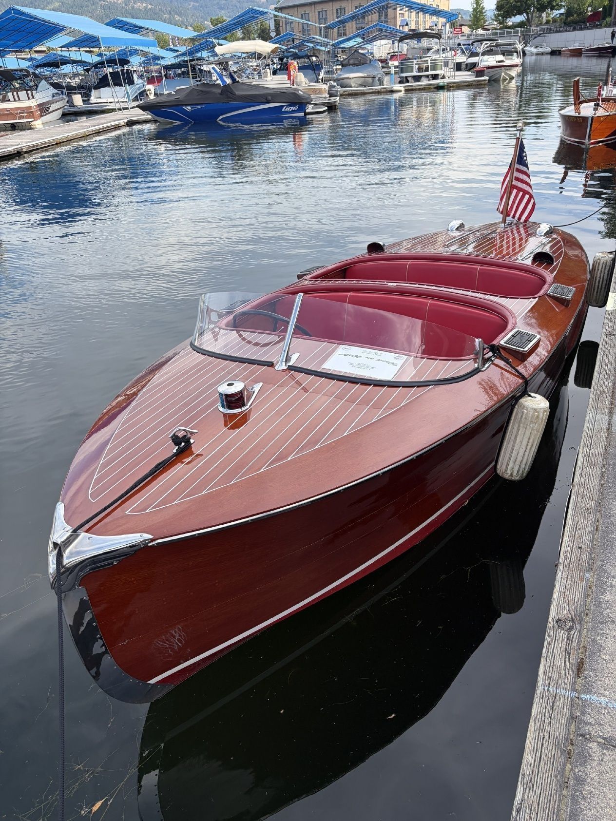 Century 1942 Sea Maid (Barrel Back) 17' picture number 1