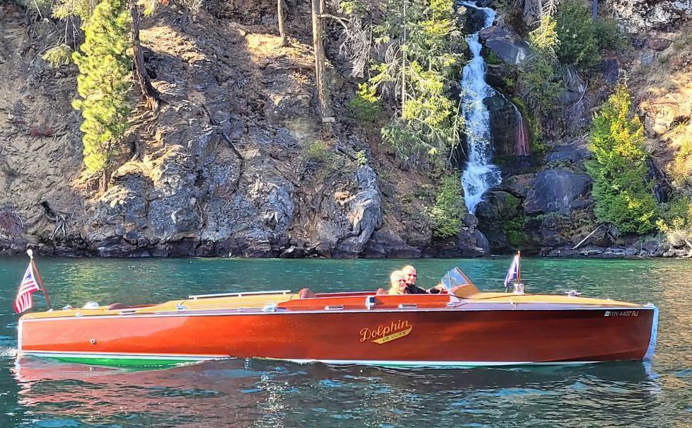 Hacker Craft 1927 Super Dolphin 28' Triple Cockpit Runabout picture number 1