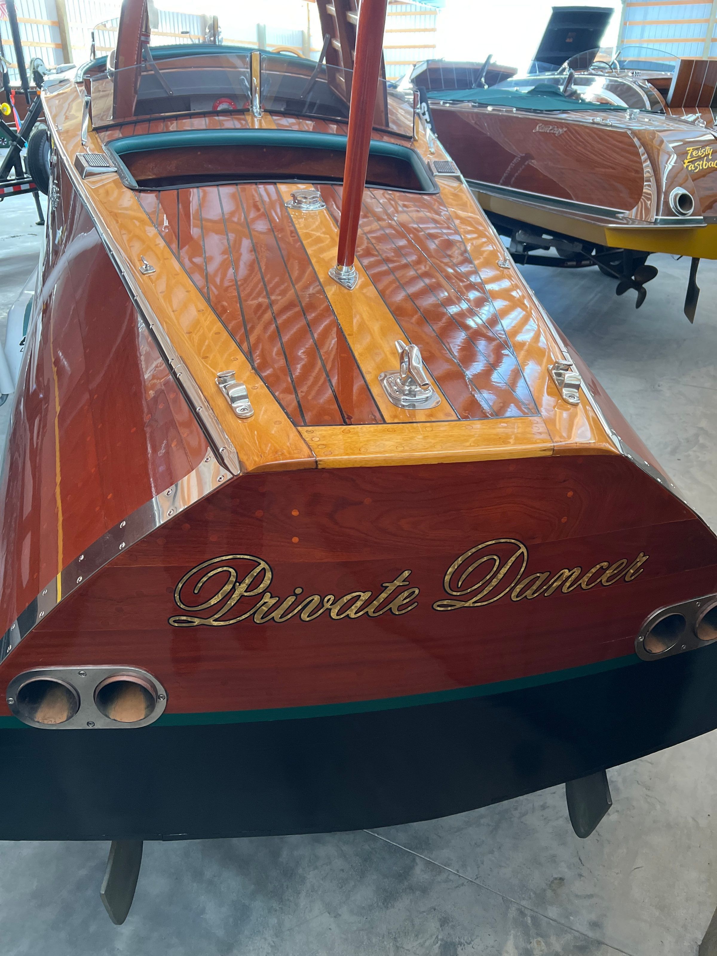 Stan Craft 1993 Triple Cockpit Runabout 30' picture number 1