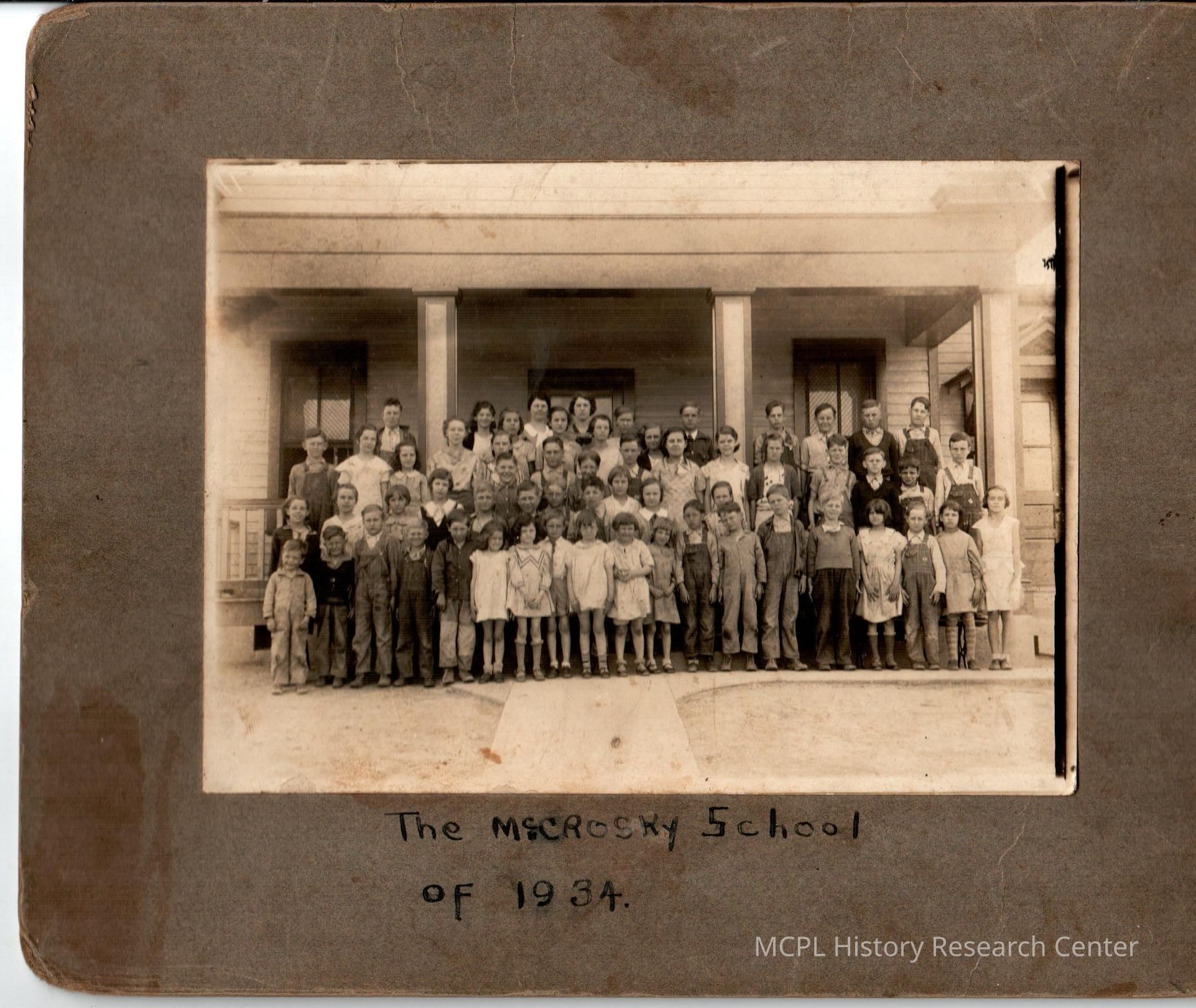 Dudley Jenkins, Chester Yeaste, Leon Phillips, Charles Pittman, Eugene Jenkins, Francis Freeman, Charlotte Ruth Terhune, Horace Cecil Ellis, Mary Alice Marksbury, Dorothy Milburn, Ray Jenkins, Harvey Jenkins, Connie Yeaste, Kit Yeaste, Lawrence Jenkins, Elizabeth Freeman, Junio Phillips, Ruby Jernkins, Lena MacLoulaland, Caroline Jenkins, Marie Ellis, Violet Collier, Louis McCrosky, Leroy Pittman, Cecil McCrosky, Billy Milburn, Fred Jenkins, Verna Cooper, Naomi Hulett, Newtown McCrosky, William David Shackford, Cecil Jenkins, Lena Phillips, Harrison Phillips, Lucille Preston, Elsie Mae Yeaste, Mary Rose Hulett, Warren Yeaste, James Freeman, Howard Jenkins, Cora Springate, Garland Milburn, Venetta Marksbury, Elizabeth Phillips, Dorine Marksbury, Lena Collier, Paul Springate, Flossie Freeman, Ida Lee League, Mary Phillips, Nona Yeaste, Louise Milburn, James Ellis, James Hullett, Franklin Jenkins, William Vandiver, Stanley Phillips, Alma Collier, Miss Grace Gillespie, and Miss Josephine Thompson