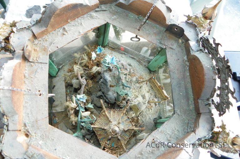 Golden Room - Image 64