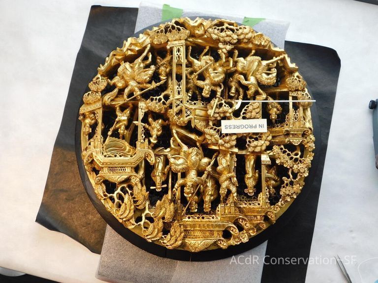 Large Round Chinese woodcarving - Image 22