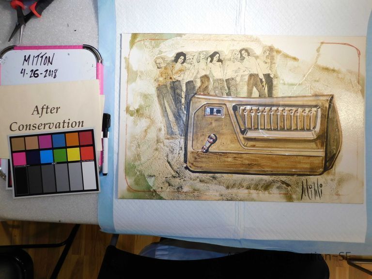 Women posing behind car door - Image 5