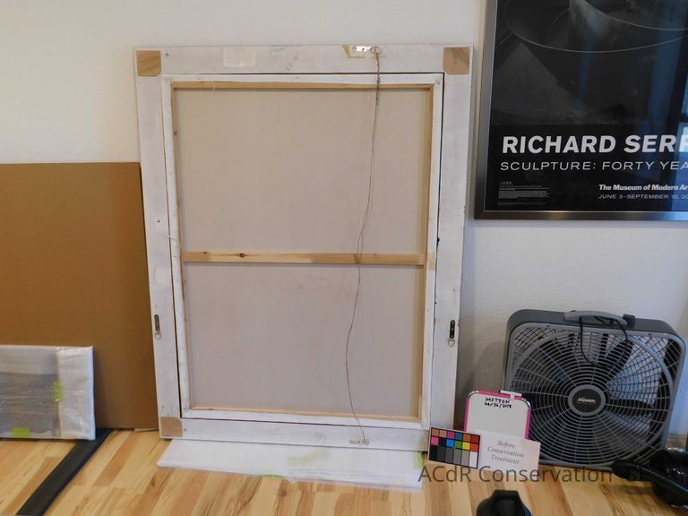 Woman in blue dress with raised arms - Image 2