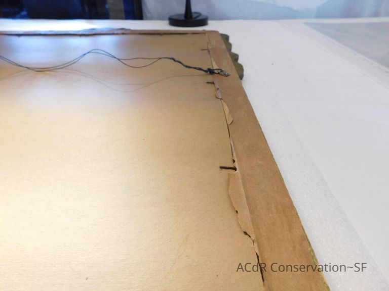 Wood-carved mirror frame with gold pigment - Image 12