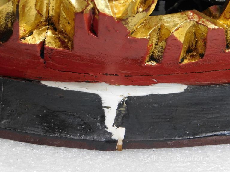 Large Round Chinese woodcarving - Image 31