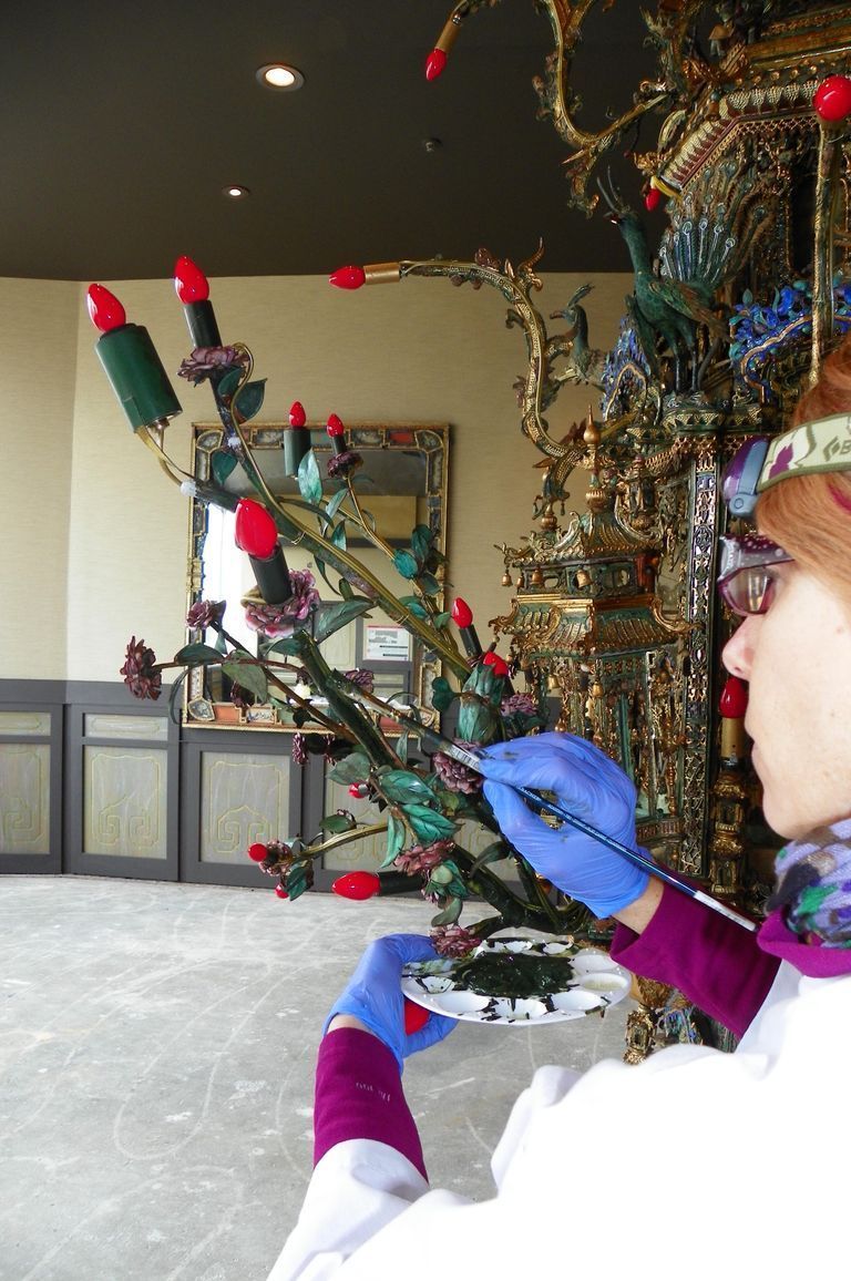 Golden Room - Image 130