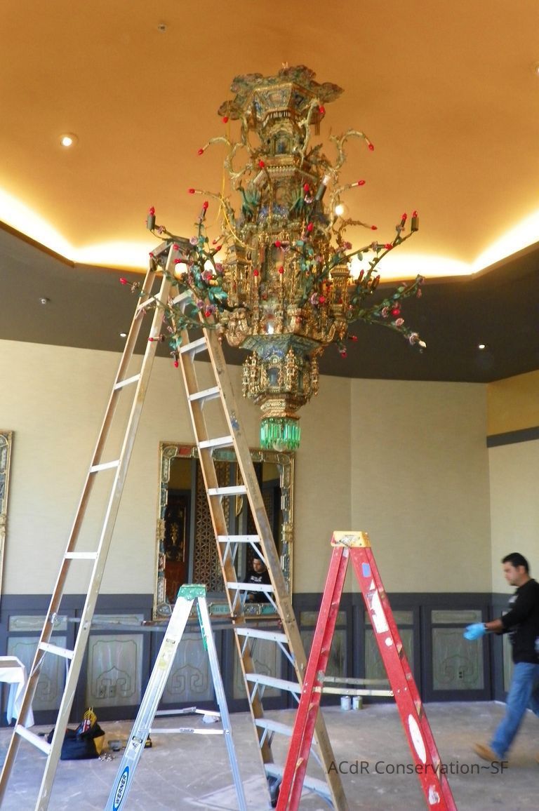 Golden Room - Image 305