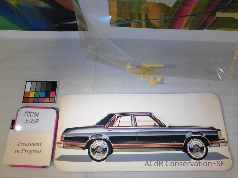 Black car with red trim - Image 3