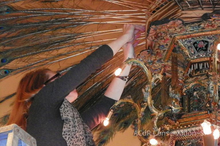 Golden Room - Image 439