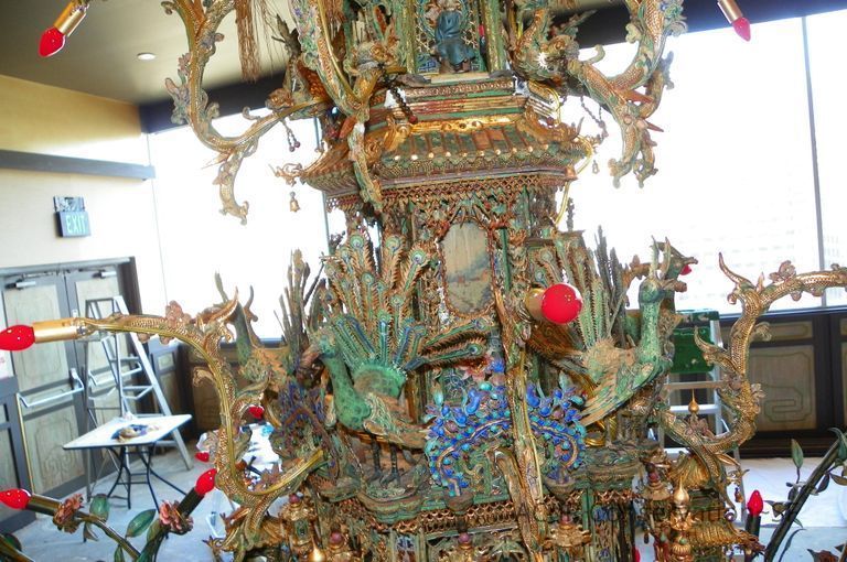 Golden Room - Image 150