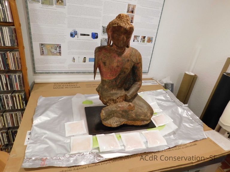 Painted Wooded Buddha picture number 1