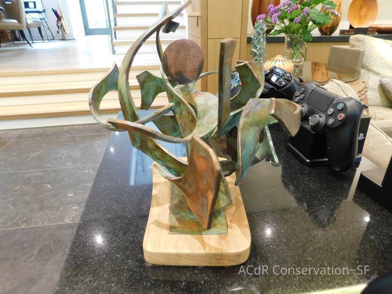          Swirling man picture number 1
