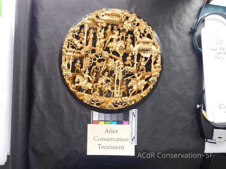 Large Round Chinese woodcarving - Image 42