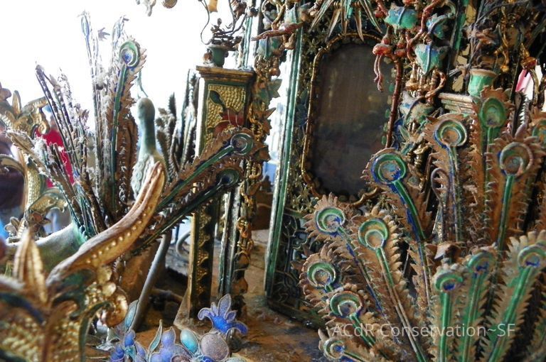 Golden Room - Image 24