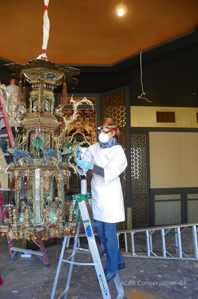 Golden Room - Image 30